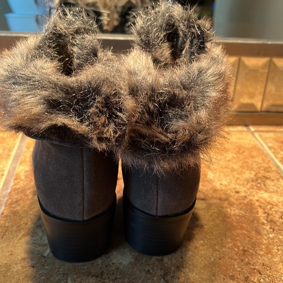 NWOT Sporto Faux Fur & Suede Booties - Picture 4 of 8